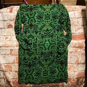 H&M 🍀🍀St Patrick’s Green Paisley Printed Long Sleeve Shift Dress SIZE 4🍀🍀